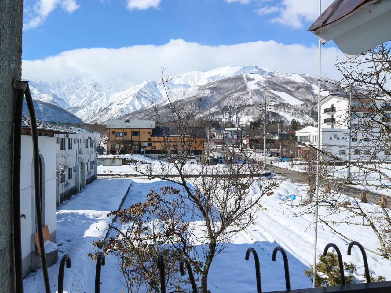 Petit Hotel P-Bow Хакуба Екстериор снимка