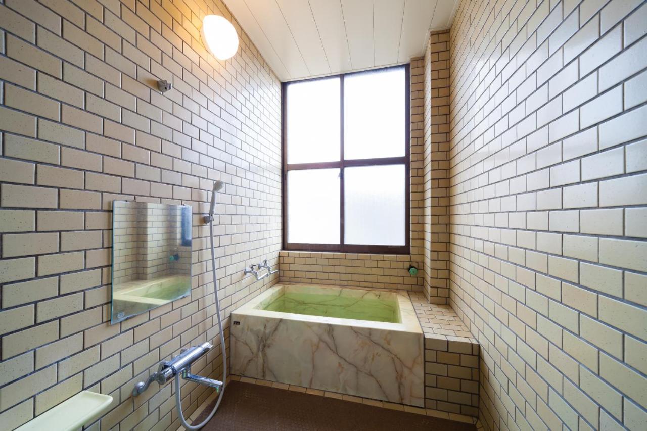Petit Hotel P-Bow Хакуба Екстериор снимка