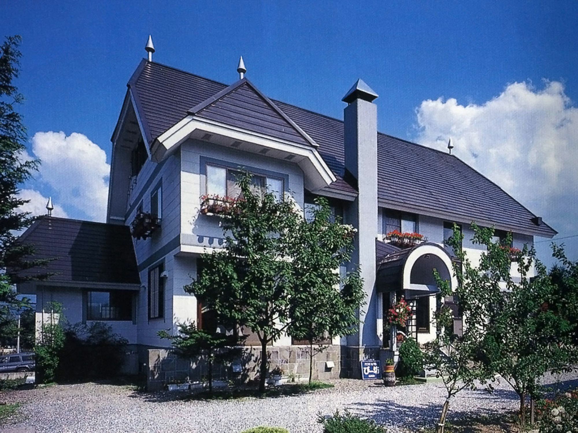 Petit Hotel P-Bow Хакуба Екстериор снимка